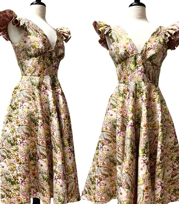 Beautiful floral jacquard.  Prom or Grad dress.  Would be perfect for a bridesmaid or wedding guest.