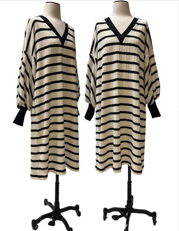 Jerry Sweater Dress - Black & White Stripe